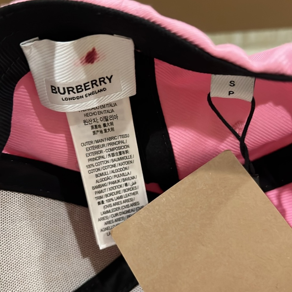 🔥🔥🔥Authentic Burberry Bowling Burberry Horseperry  Motif Baseball Cap - Picture 7 of 9